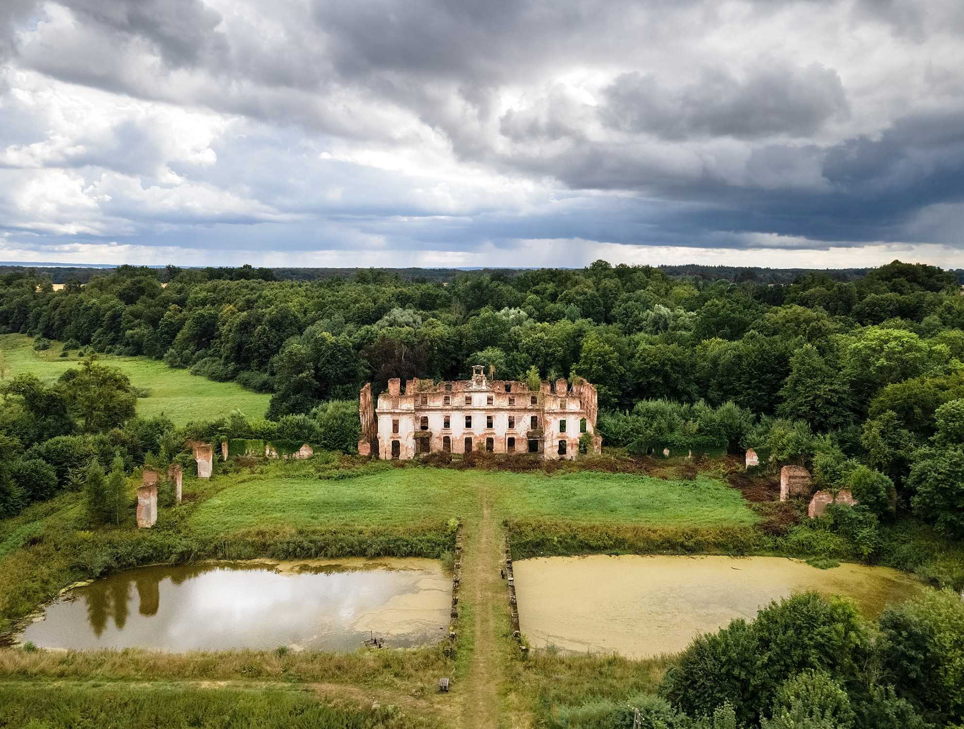 Fotos Ruine Schloss Schlobitten in Polen