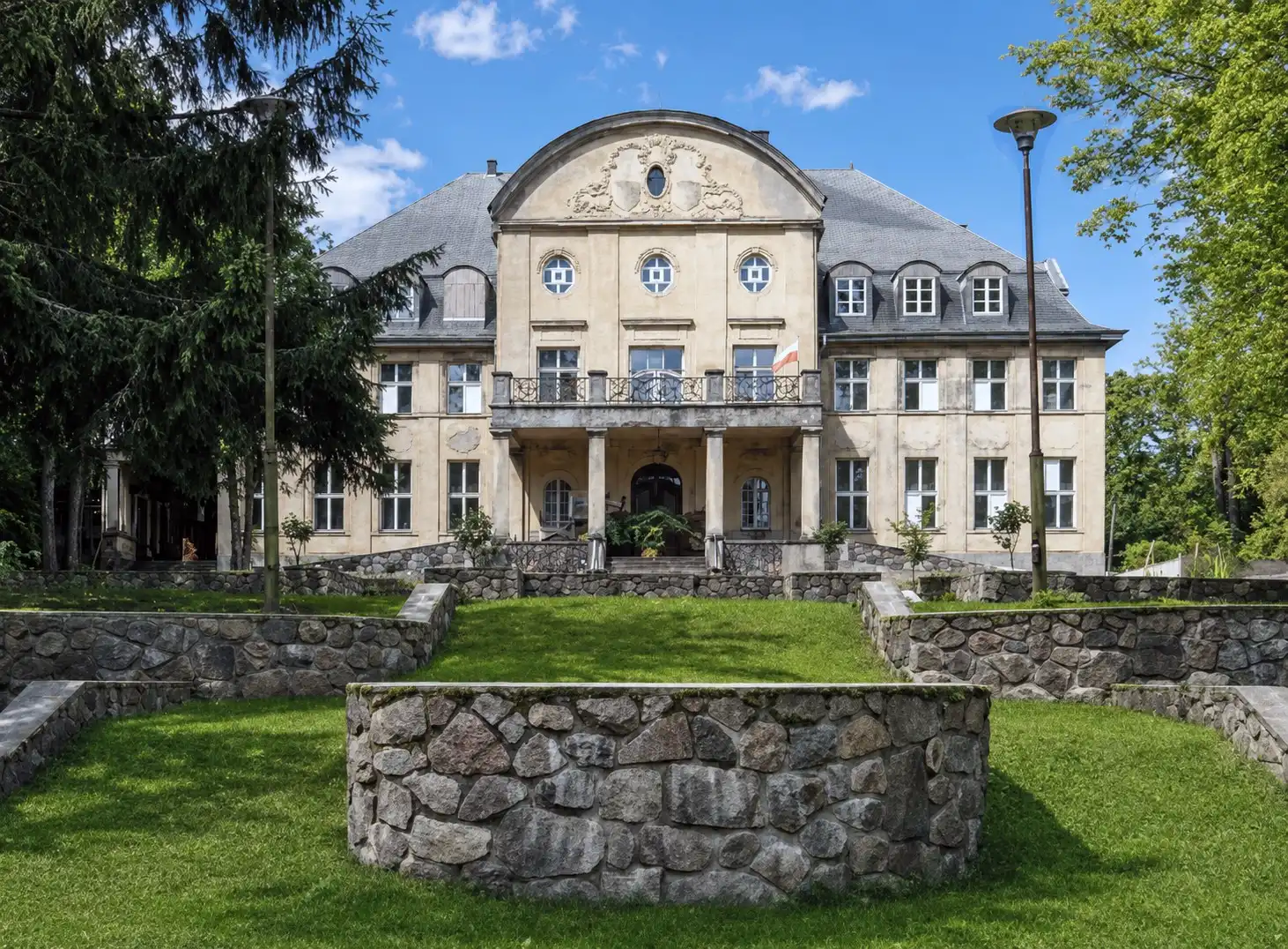 Fotos Neobarockes Landschloss in Pommern mit Park