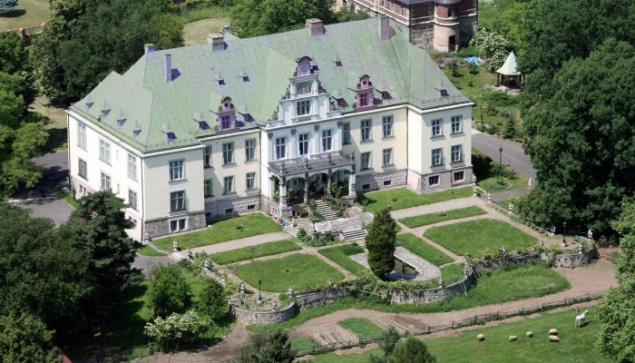 Schloss Frączków 1