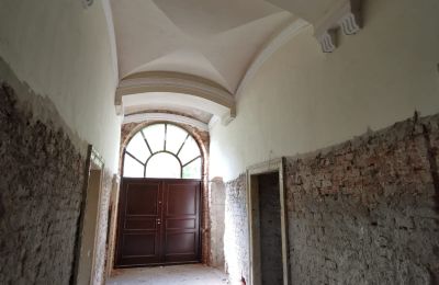 Herrenhaus/Gutshaus kaufen Lubiatów, Dwór w Lubiatowie, Lodz, Flur