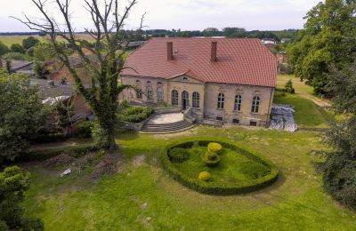 Schloss kaufen Przybysław, Westpommern:  Drohne