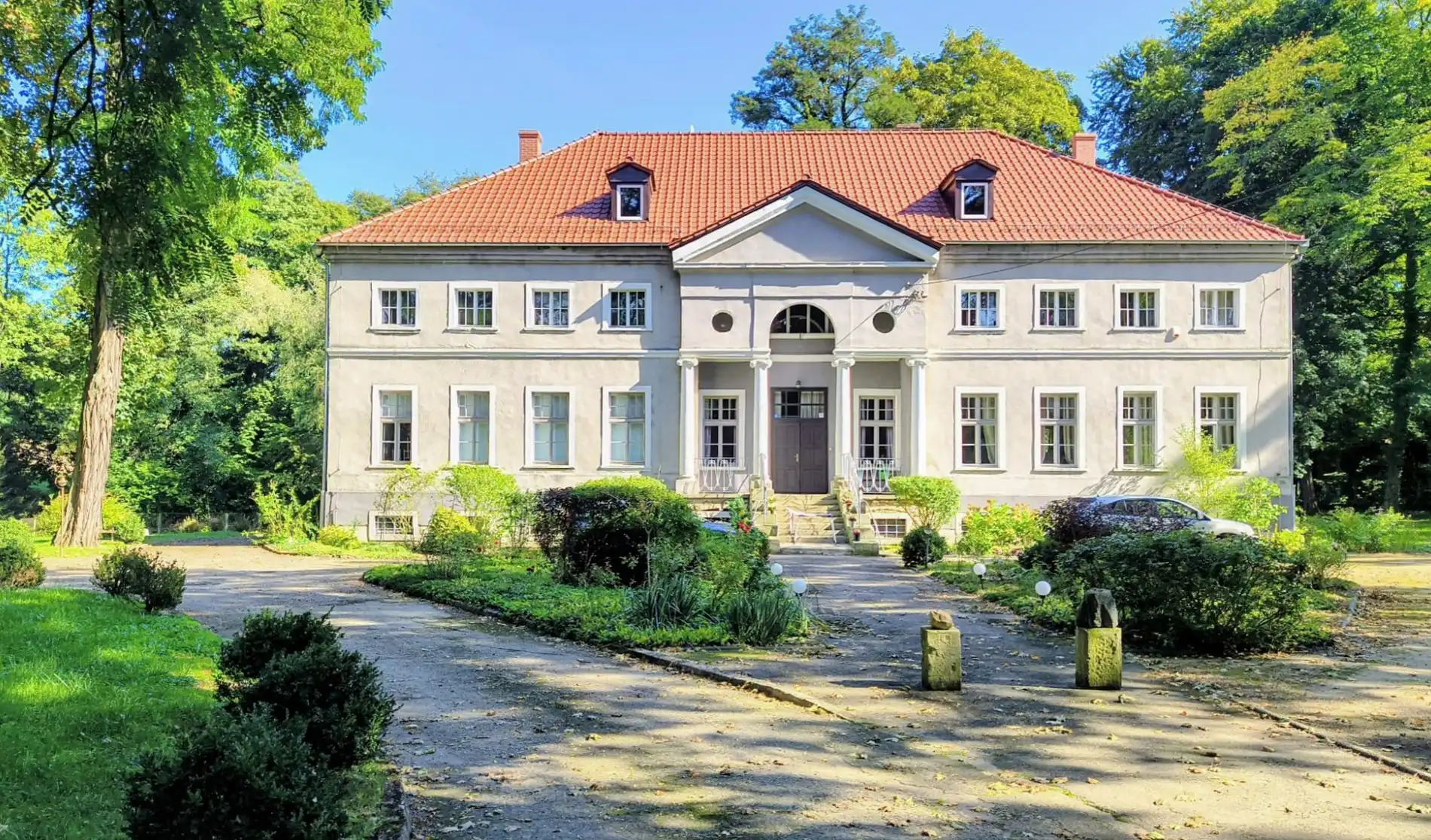Fotos Herrenhaus von Carl Gotthard Langhans bei Görlitz