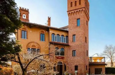 Schloss kaufen Cavallirio, Piemont:  Außenansicht