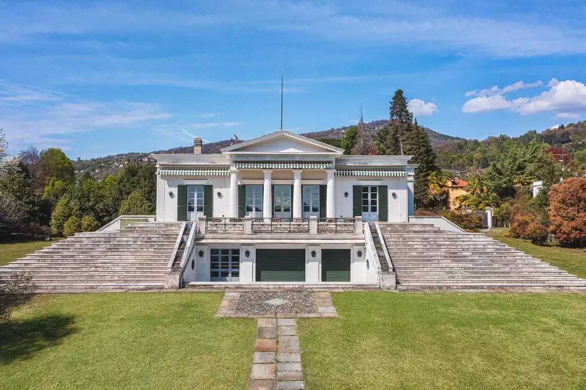 Fotos Elegante Villa am Lago Maggiore in Lesa