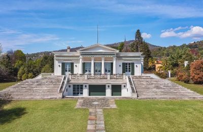 Historische Villa kaufen 28040 Lesa, Piemont