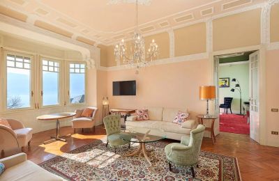 Historische Villa kaufen Verbano-Cusio-Ossola, Suna, Piemont:  Wohnzimmer