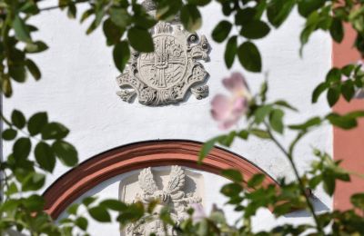 Historische Liegenschaften, Schloss Stopfenheim nahe Brombachsee, Nahwärme