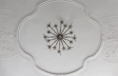 Schloss kaufen 91792 Ellingen, An der Vogtei 2, Bayern, Stuckdecke, Kronleuchter