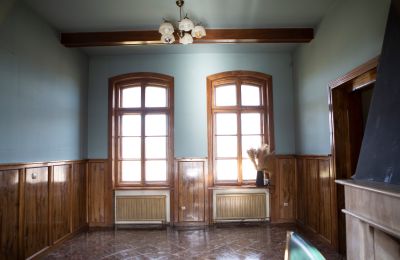 Historische Villa kaufen Chmielniki, Kujawien-Pommern:  Wohnzimmer