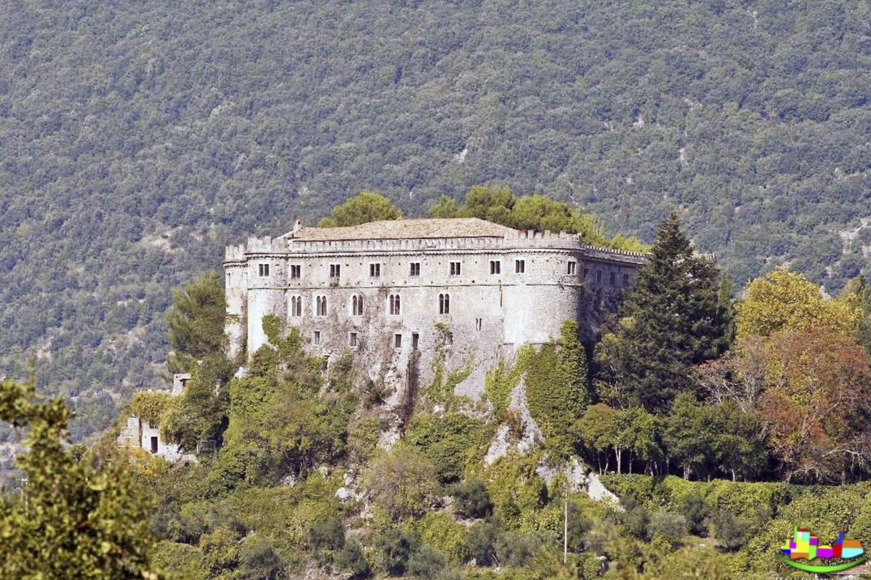 Fotos Mittelalterliche Burg in der Region Abruzzen