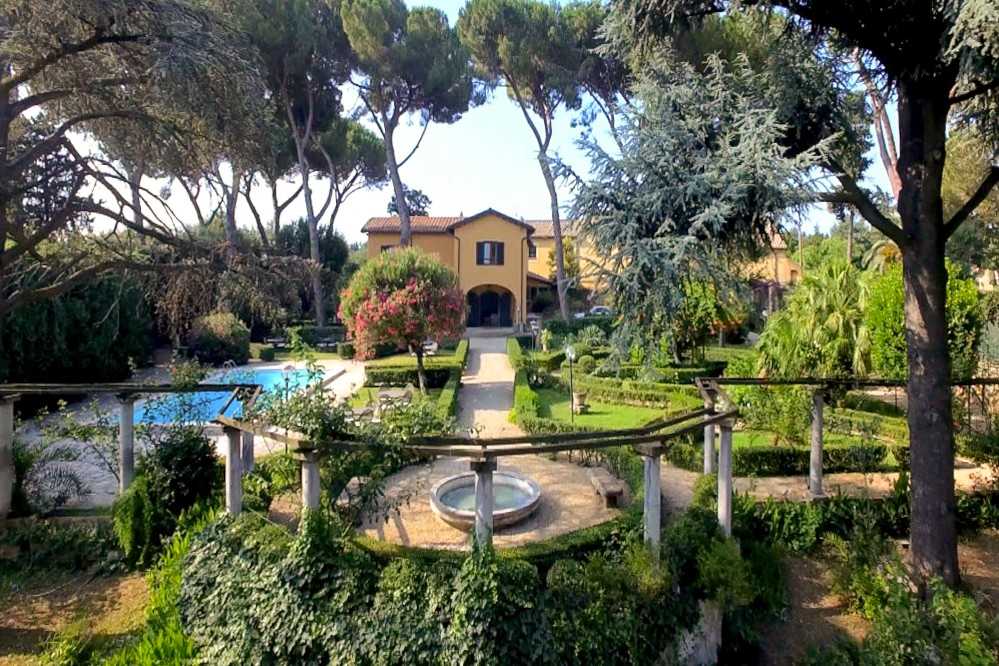 Fotos Gechichtsträchtige Villa mitten in Rom