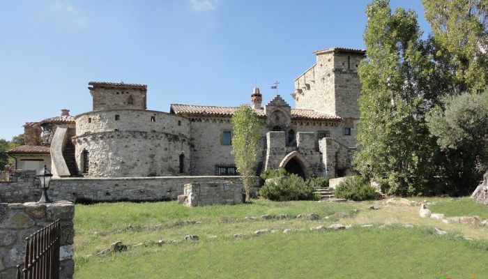Castello medievale in vendita 06059 Todi, Umbria,  Italia