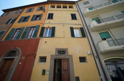 Palazzetto in vendita 06019 Umbertide, Piazza 25 Aprile, Umbria, Foto 3/25