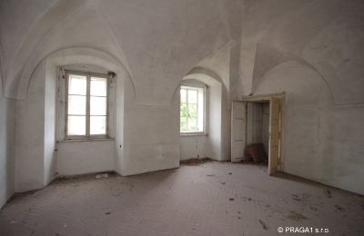 Schloss kaufen Karlovarský kraj:  