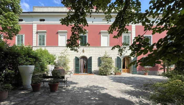 Villa storica in vendita Lavaiano, Toscana,  Italia