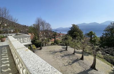 Historische Villa kaufen Verbania, Piemont, Terrasse