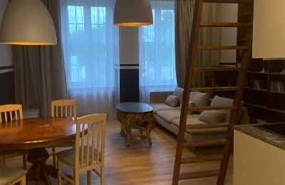 Apartment in historischem Gebäude kaufen Lubiechowo, Pałac w Lubiechowie, Westpommern, Widok na salon