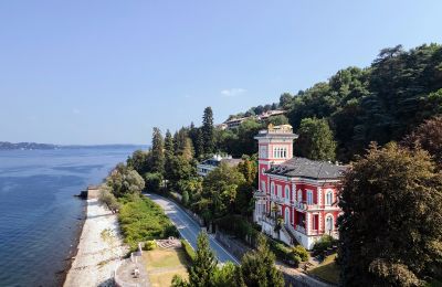 Schlosswohnung kaufen 28838 Stresa, Via Sempione Sud 10, Piemont:  Außenansicht