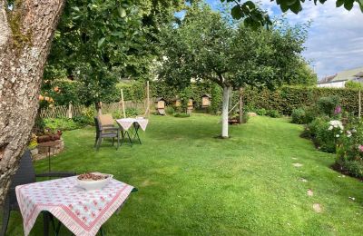Historische Villa kaufen 55758 Sulzbach, Kirchstraße 12, Rheinland-Pfalz:  Garten mit Obstbäumen und Bienenstöcken
