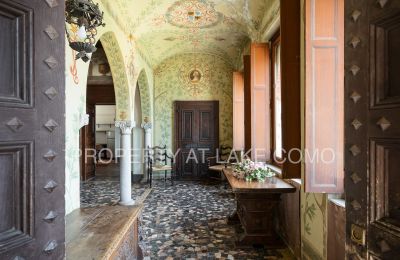 Historische Villa kaufen Torno, Lombardei:  Entrance Hall