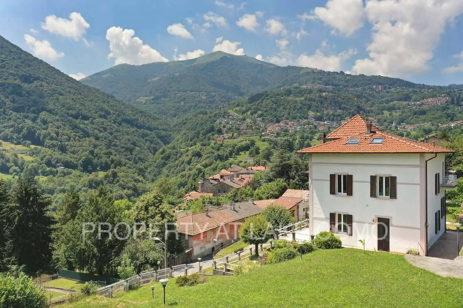 Fotos Renovierte Jugendstilvilla mit Panoramablick