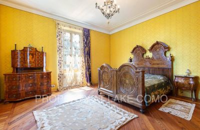 Historische Villa kaufen Dizzasco, Lombardei:  Schlafzimmer