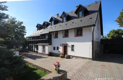 Herrenhaus/Gutshaus kaufen Levín, Ústecký kraj:  