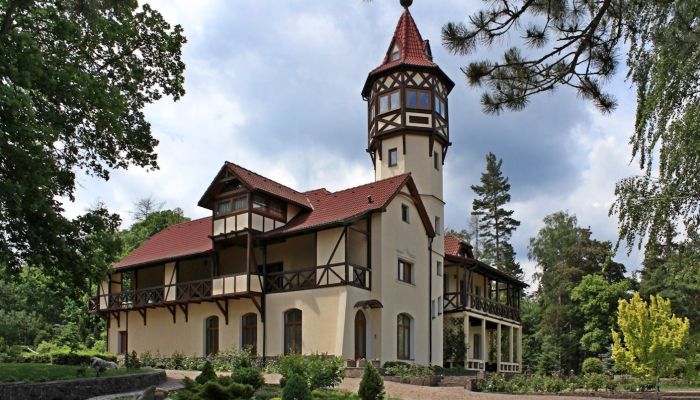 Schloss Karlovy Vary, Karlovarský kraj