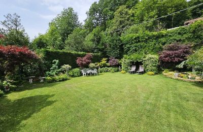 Historische Villa kaufen Bee, Piemont:  Garten