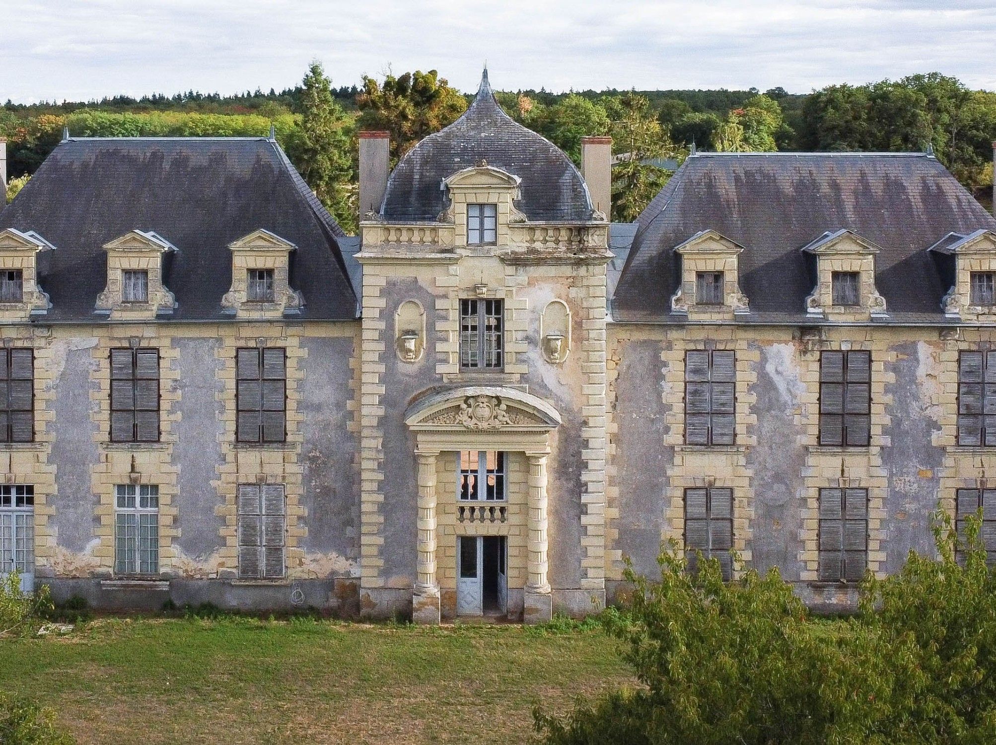 Fotos Château bei Loudun, Neu-Aquitanien, erstklassige Architektur, 26 Hektar