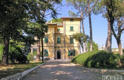 Villa storica in vendita Terricciola, Toscana, Vista esterna