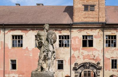 Schloss kaufen Kounice, Zámek Kounice, Středočeský kraj, Vorderansicht