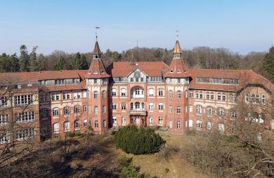 Biens du patrimoine, Hôpital historique dans une zone forestière en Brandebourg