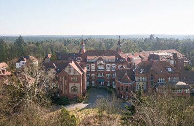 Schloss erwerben Cottbus, Klinikbereich 7, Brandenburg, Vorderansicht