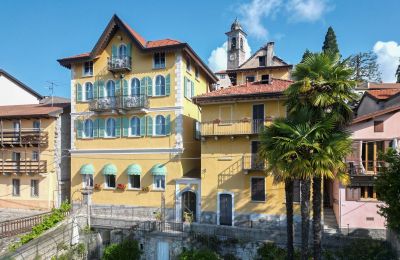 Demeure historique à vendre Bee, Piémont, Vue extérieure