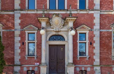 Schloss kaufen Leźno, Pałac w Leźnie 45, Pommern, Eingang
