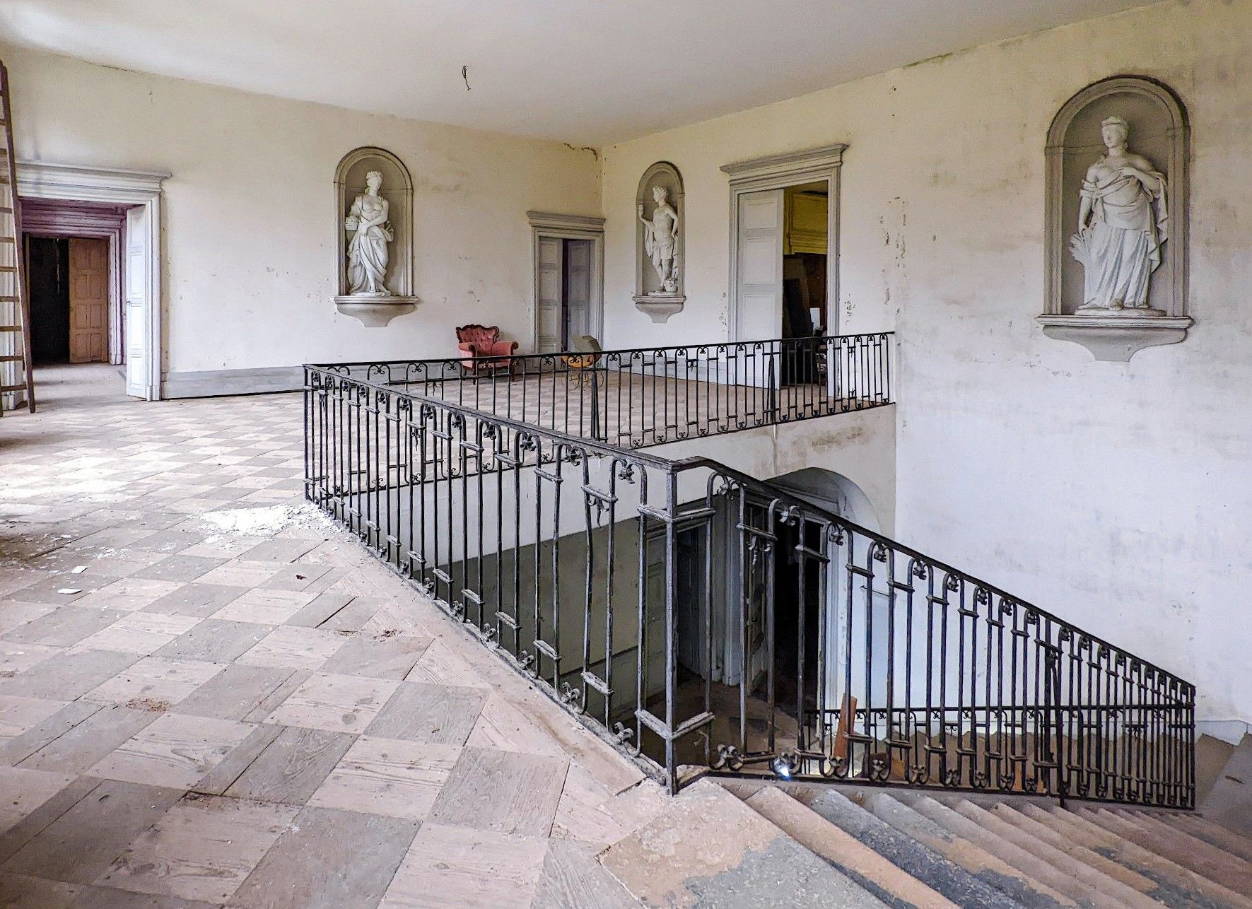 Fotos Schloss in Südfrankreich, Nähe Schweizer Grenze