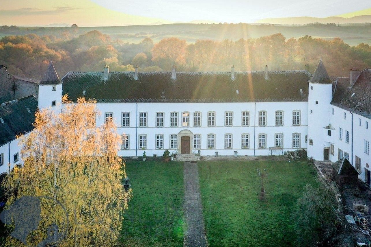 Fotos Château de Roussy-Comté – Grenzregion Frankreich-Luxemburg-Deutschland