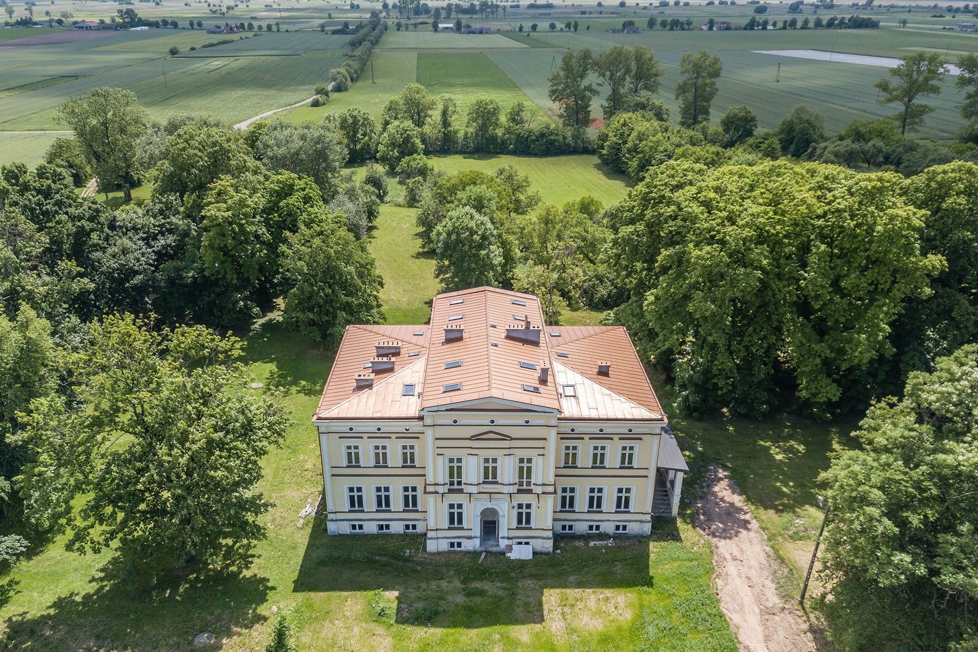 Fotos Gutshof in Polen - Immobilienentwicklung Seniorenresidenz