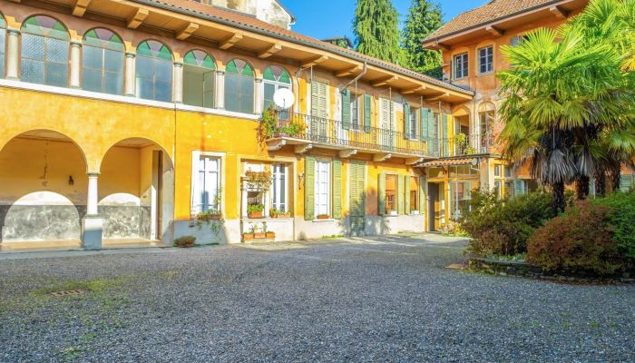 Villa storica in vendita Miasino, Piemonte,  Italia