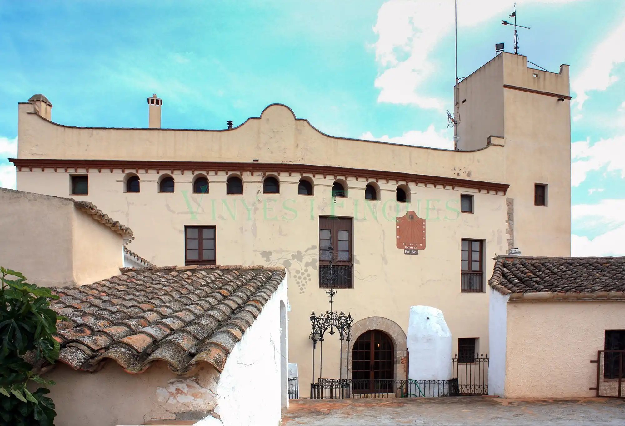 Fotos Herrschaftliches Weingut in Katalonien mit 270 Hektar Land