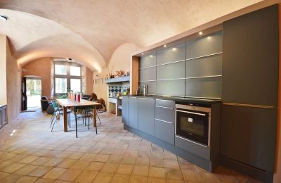 Castello in vendita Saint-Chaptes, Occitania, Cucina