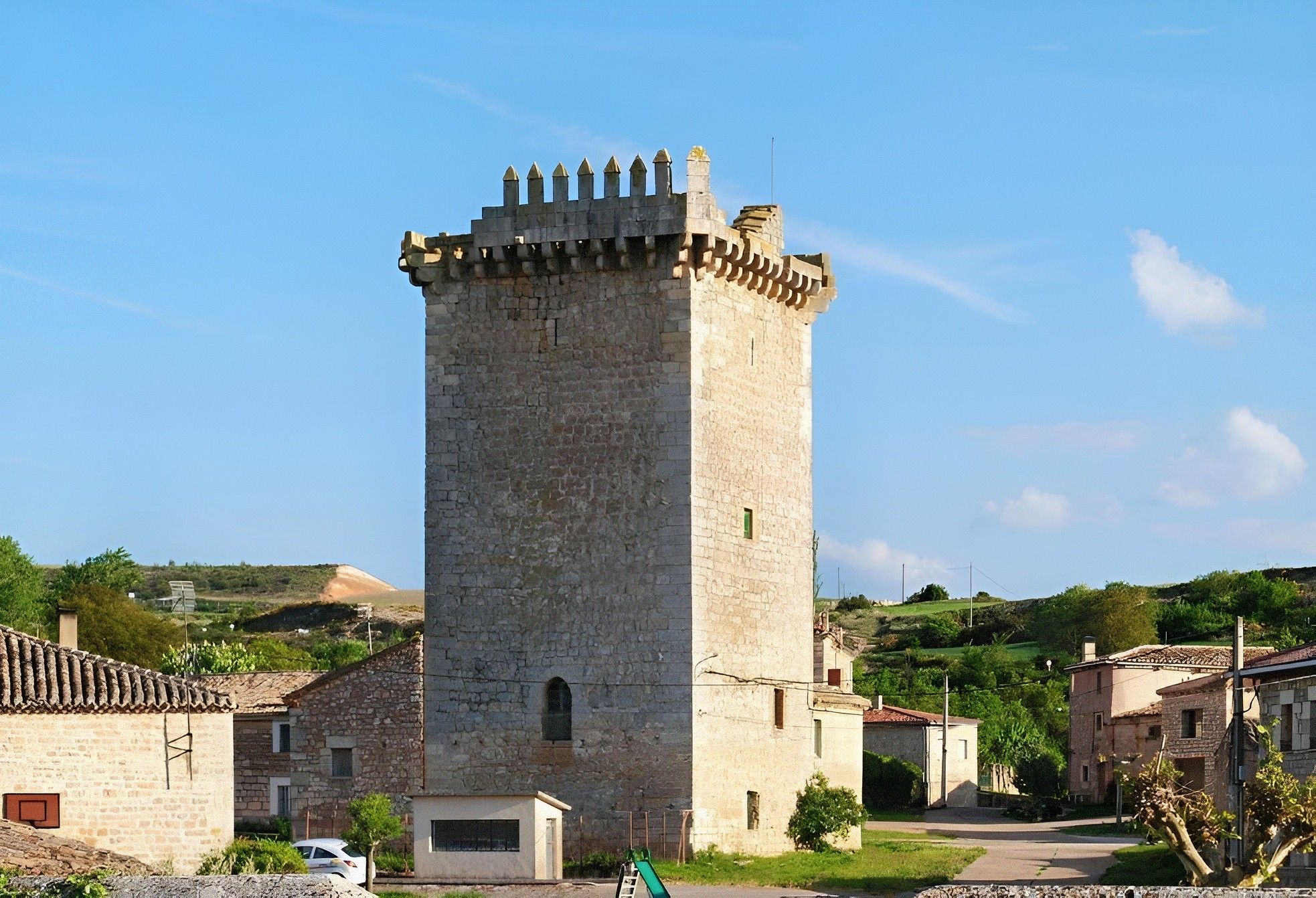 Fotos Mittelalterlicher Turm in Villadiego - Besondere Immobilie mit Schutzstatus
