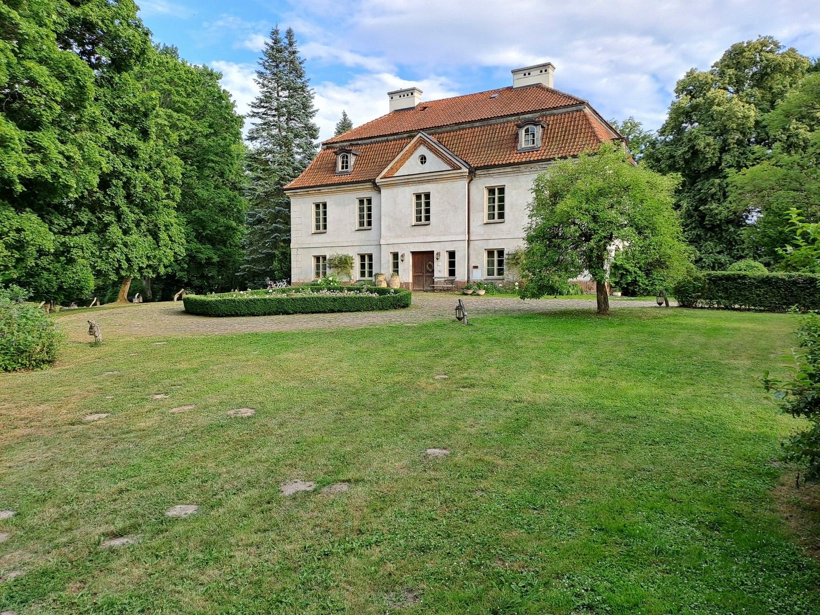 Photos Magnifique manoir dans l'ancienne Prusse orientale
