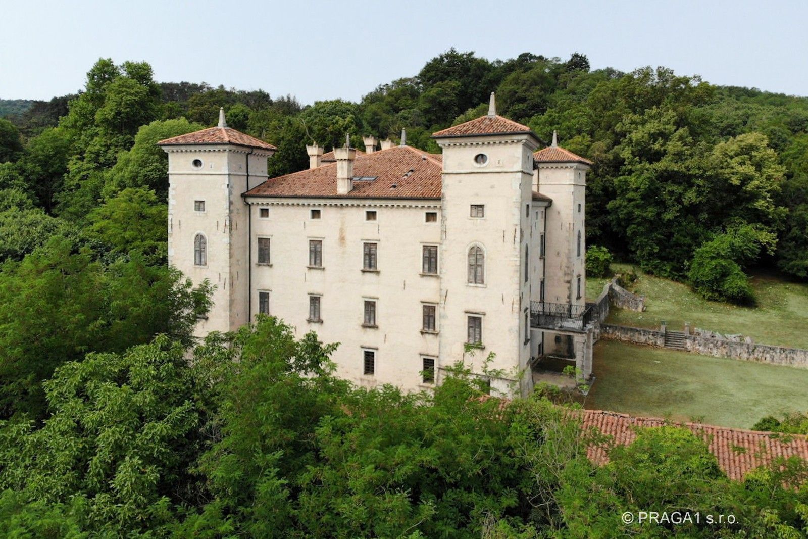 Photos Château à vendre en Frioul-Vénétie-Julienne, Italie