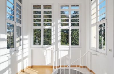 Historische Villa kaufen 28838 Stresa, Piemont, Gebäude mit Turm