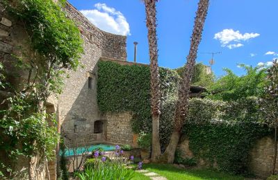 Propriété historique à vendre Uzès, Occitanie, Image 2/34
