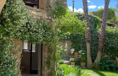 Propriété historique à vendre Uzès, Occitanie, Image 3/34