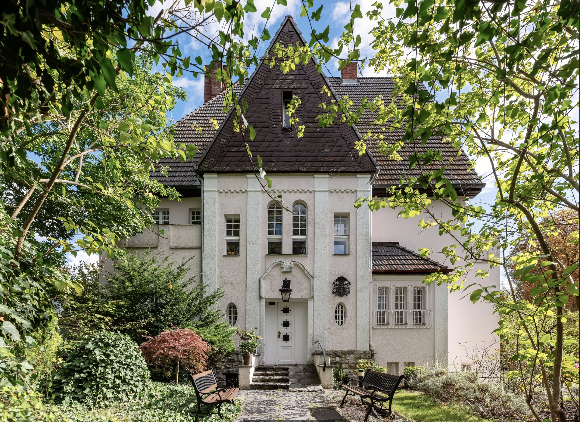 Fotos Jugendstilvilla mit Parkgarten in Berlin-Frohnau – repräsentatives Wohnen im Grünen
