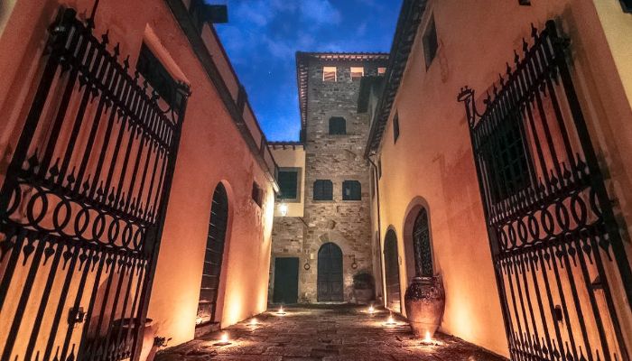 Château médiéval Vicchio, Toscane